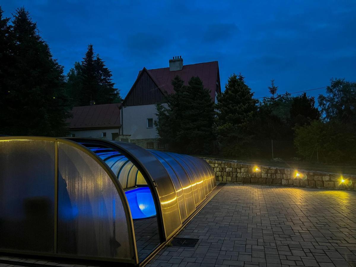 Guest House LUFT Sněžník Exterior foto